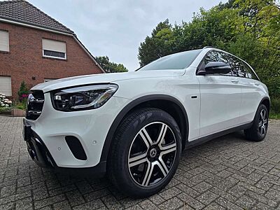 Mercedes-Benz GLC 300 4Matic 9G-TRONIC Exclusive