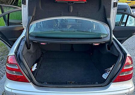 Mercedes-Benz E 220 CDI Automatik Avantgarde