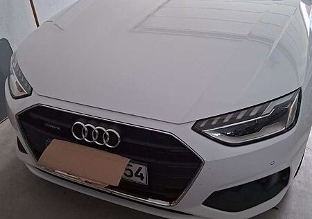 Audi A4 Avant 40 TFSI quattro S tronic
