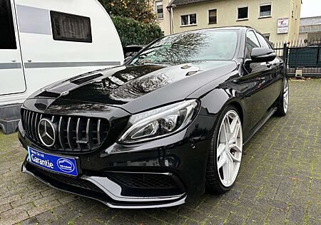 Mercedes-Benz C 63 AMG Speedshift 7G-MCT KEYLESS+PANO+NAVI+KAMERA "2017