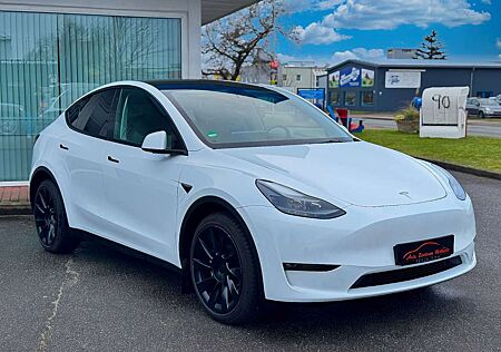 Tesla Model Y Long Range Dual AWD 20Zoll Wärmepumpe