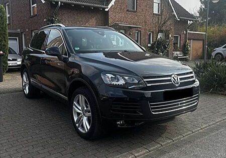 VW Touareg Volkswagen 3.0 V6 TDI AHK/LUFT/PANO/360Kam/ACC/KESSY