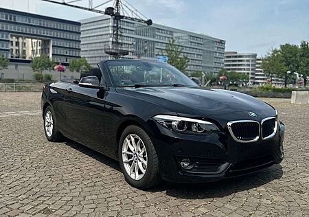 BMW 218d 218 Cabrio Advantage Top Zustand