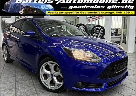 Ford Focus 2.0 EcoBoost ST, Klima, Sitzheizung
