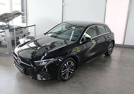Mercedes-Benz A 200 Progressive Plus Ambiente LED MBUX Kamera