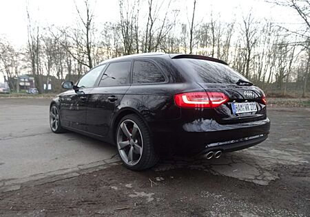 Audi A4 Avant 2.0 TDI DPF multitronic Ambition