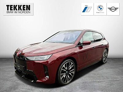 BMW iX xDrive45 M-Sport Pro/AHK/Autobahnassistent