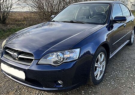 Subaru Legacy 2.5i 4WD