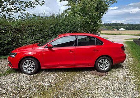 VW Jetta Volkswagen 1.2 TSI BlueMotion Technology