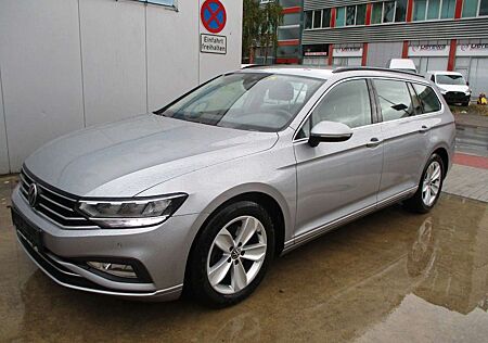 VW Passat Variant Volkswagen Business 4Motion