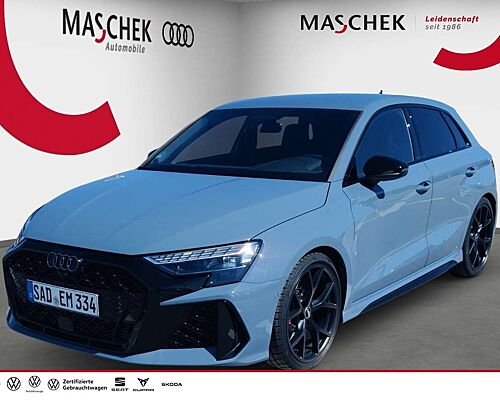 Audi RS3 Sportback UPE: 78.255,- SONOS SportAGA Matrix Kame