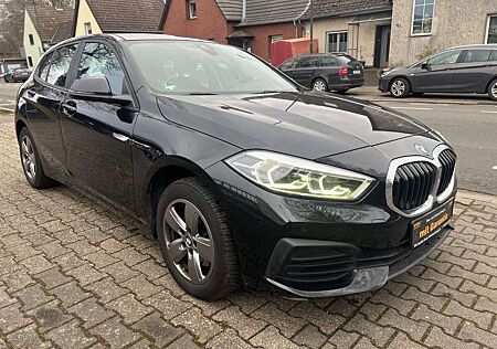 BMW 116 1 LIMOUSINE d Advantage/1.HD/PDC/NAVI/ LED