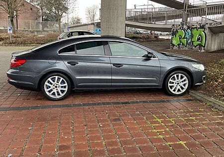 VW Passat CC Volkswagen 2.0 TDI BlueMotion Technology DSG Exclusive