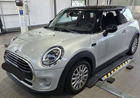 Mini Cooper , 1.Hd.,Teilld.,Sitzhzg.,Allwetter,Temp. uvm