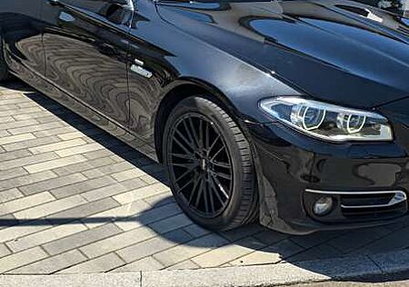 BMW 530d 530 Touring Aut. Luxury Line
