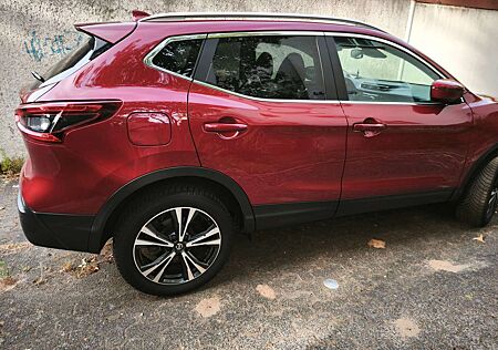 Nissan Qashqai 1.3 DIG-T N-WAY