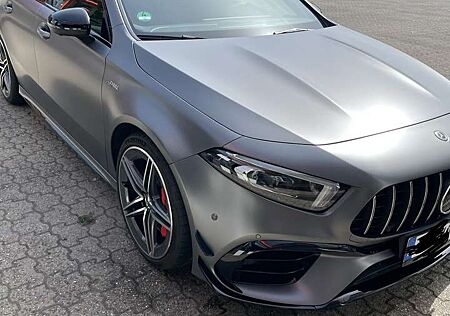 Mercedes-Benz A 45 AMG Mercedes-AMG A45 S 4MATIC+ | 421 PS |