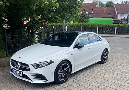 Mercedes-Benz A 35 AMG 4Matic Speedshift DCT 7G Edition 55