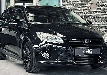Ford Focus Turnier Titanium|AHK|NAVI|SHZ|LEDER|PDC|SPUR*