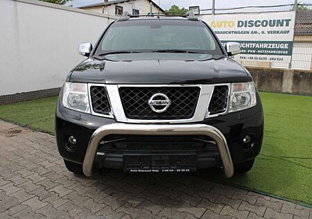 Nissan Navara Double Cab LE V6 4x4 *Hardtop*Seilwinde*