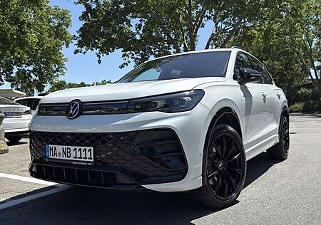 VW Tiguan Volkswagen 2.0 TDI 4MOTION DSG R-Line ABT Pano Standheizung