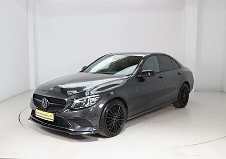 Mercedes-Benz C 220 d AMG-Line * LED * Navi * Teilleder