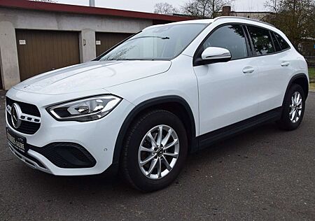 Mercedes-Benz GLA 200 d*ACC*KAMERA*TEILLEDER