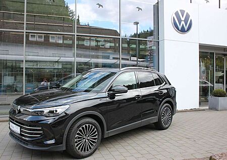VW Tiguan Volkswagen 1.5 eTSI Elegance DSG Navi,LED,AHK,ACC