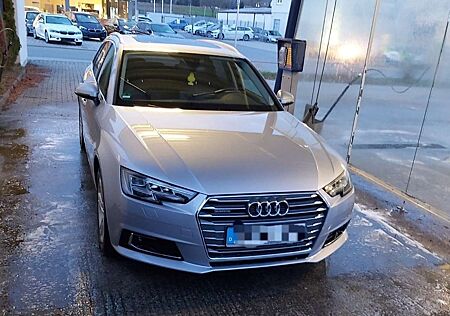 Audi A4 quattro sport