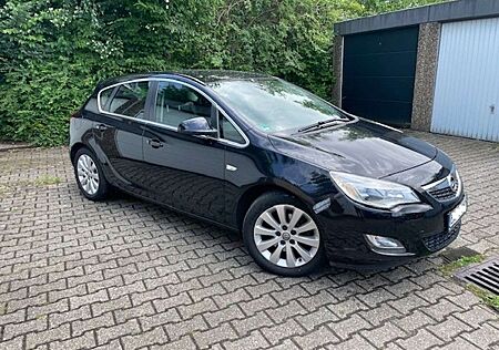 Opel Astra 1.7 CDTI DPF Cosmo