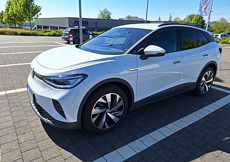 VW ID.4 Volkswagen Pro mit Infotainment-Paket