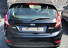 Ford Fiesta Trend. ERST LESEN Text. Motor macht gereusche