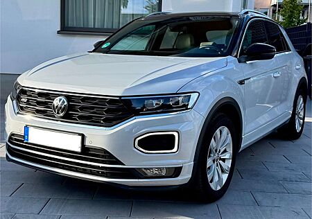 VW T-Roc Volkswagen R-Line/4MOTION/DSG/Pano/LED/AHK !Top gepflegt!
