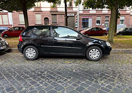 VW Golf Volkswagen 1.6 Automatik Trendline