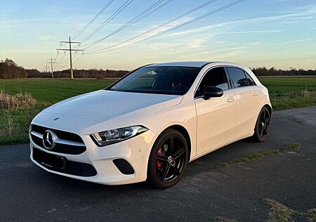 Mercedes-Benz A 180 Night-Edition AMG-Line Automatik