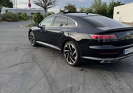 VW Arteon Volkswagen R-Line 4Motion