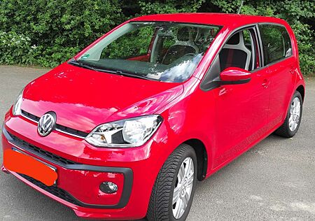 VW Up Volkswagen ! wenig Kilometer / sehr gepflegt