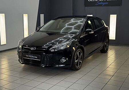 Ford Focus 1.6 EcoBoost Titanium *Park-Assistent*TÜV*SHZG*