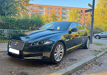 Jaguar XF 3.0 V6 Diesel S (Tüv Neu)