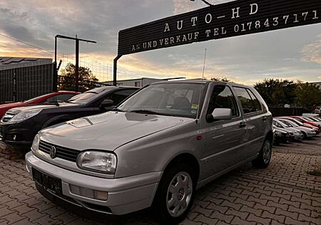 VW Golf Volkswagen 3 Joker Scheckheftgepflegt/Top Zustand /TÜV