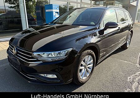 VW Passat Variant Volkswagen Business LED ACC Navi DSG Panoram