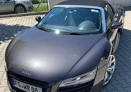 Audi R8 Spyder 5.2 FSI quattro S tronic