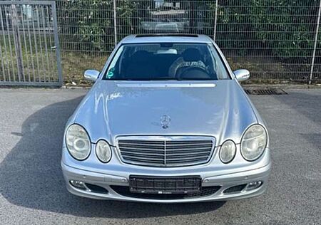 Mercedes-Benz E 200 Kompressor Avantgarde Sport Edition