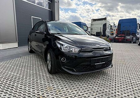Kia Rio Vision, Camera, Pdc, Beheiztes Lenkrad