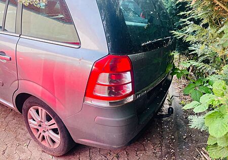 Opel Zafira 1.9 CDTI Catch me now