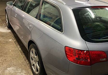 Audi A6 Avant 3.0 TDI DPF quattro tiptronic