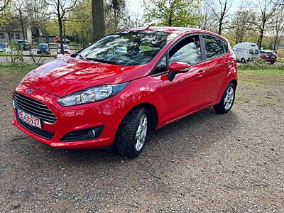 Ford Fiesta 1,0 Trend mit PDC/SHZ/Klimautomatik