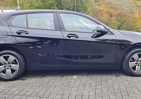 BMW 116 d Advantage / voll Scheckheft / Top Zustand