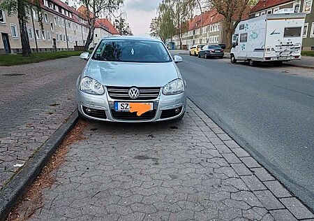VW Jetta Volkswagen 1.4 TSI Comfortline
