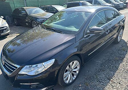 VW Passat CC Volkswagen 2,0 TDI 140 PS KLIMA NAVI ALU PDC EURO 4